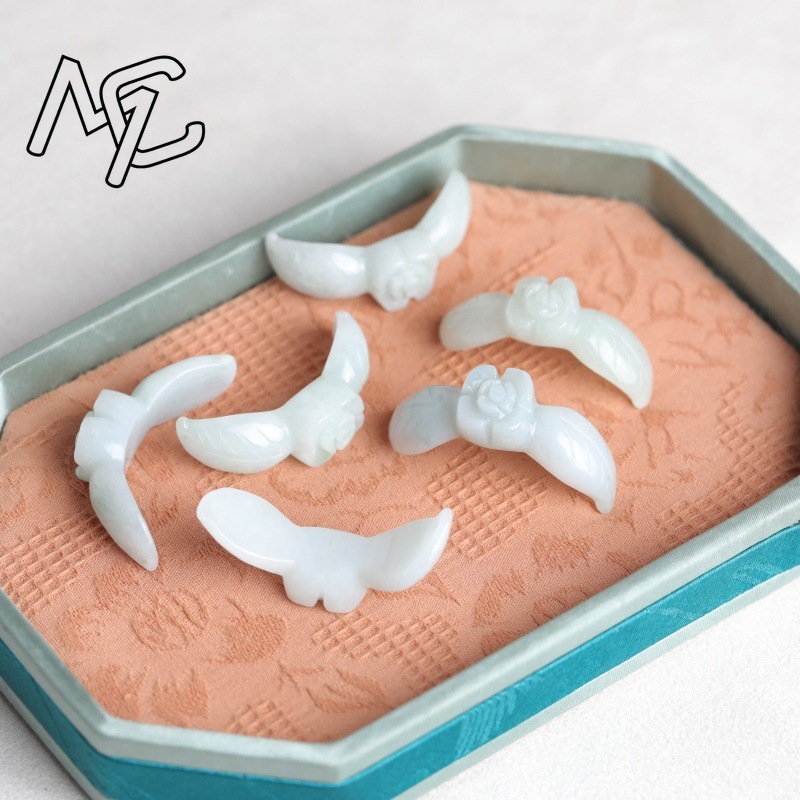 2PC Natural White Jadeite Jade - Bracelets 评论和价格